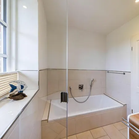 With 2 Bedrooms * Wittdün