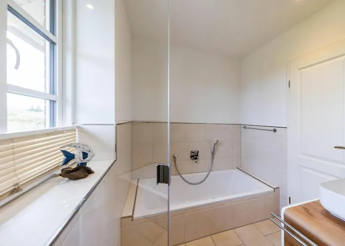 With 2 Bedrooms * Wittdün